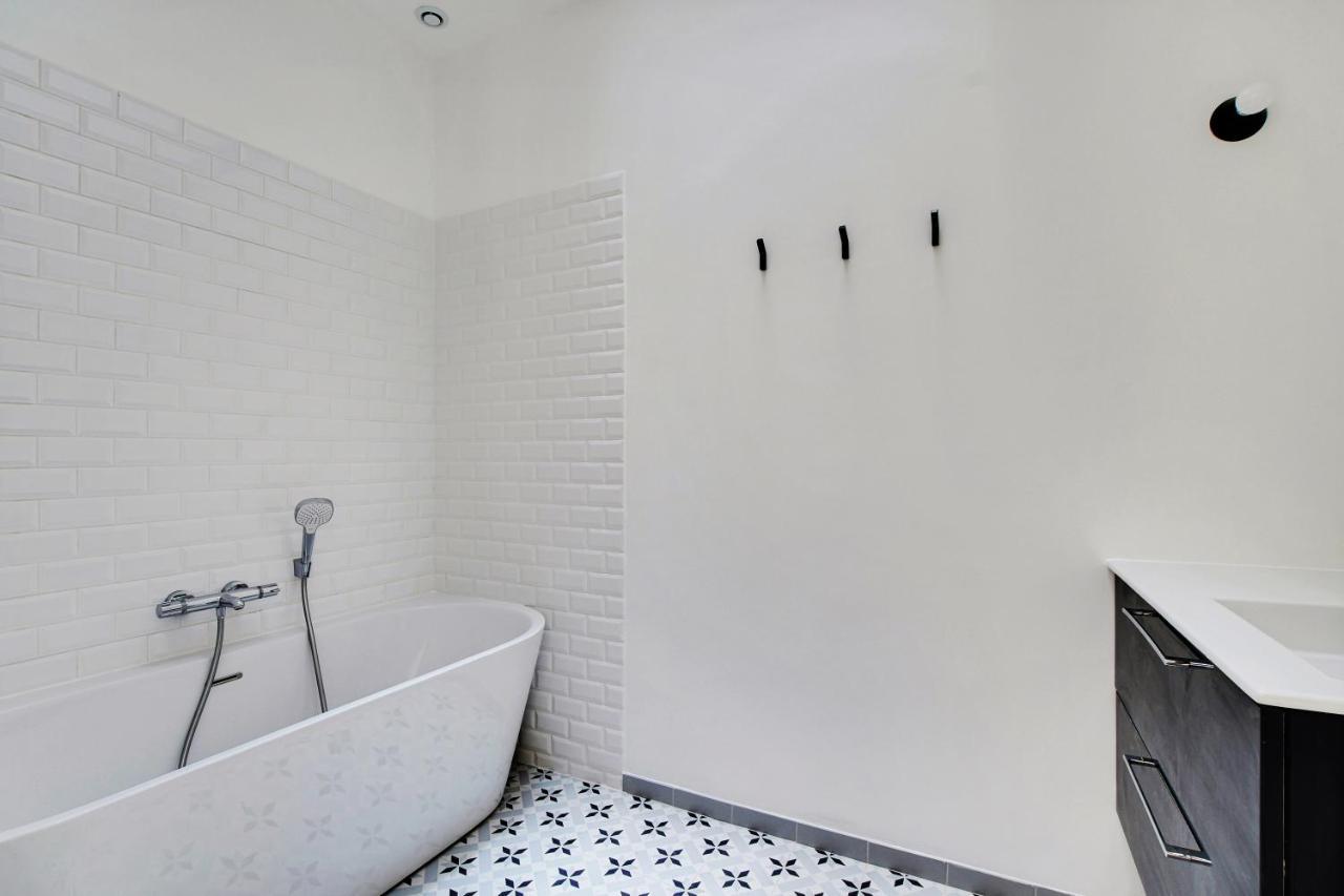 Chic Apartment -2Br-6P- Oberkampf-Republique Париж Екстериор снимка